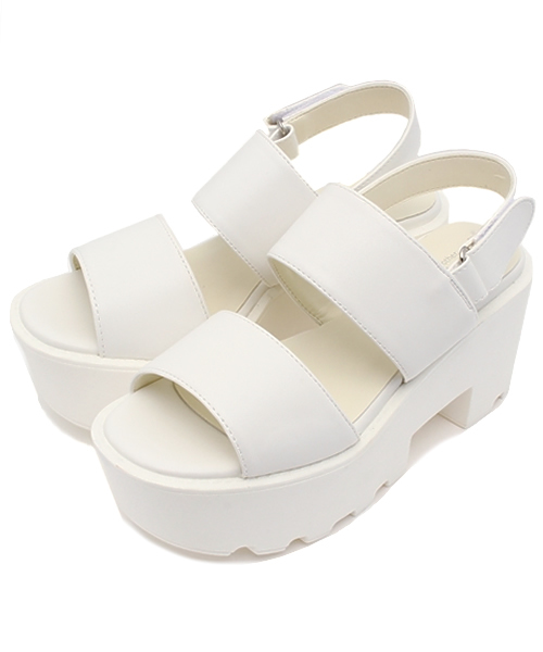 one after another NICE CLAUP（ワンアフターアナザーナイスクラップ）の「【non-no8月号掲載ナイスクラップ】スポーツサンダル（サンダル・レディース・ブラック/ホワイト・SMALL/MEDIUM/LARGE）」の2枚目の写真