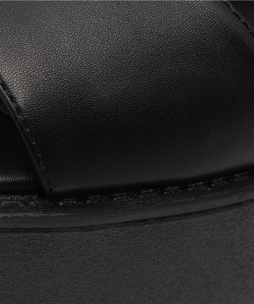 one after another NICE CLAUP（ワンアフターアナザーナイスクラップ）の「【non-no8月号掲載ナイスクラップ】スポーツサンダル（サンダル・レディース・ブラック/ホワイト・SMALL/MEDIUM/LARGE）」の11枚目の写真