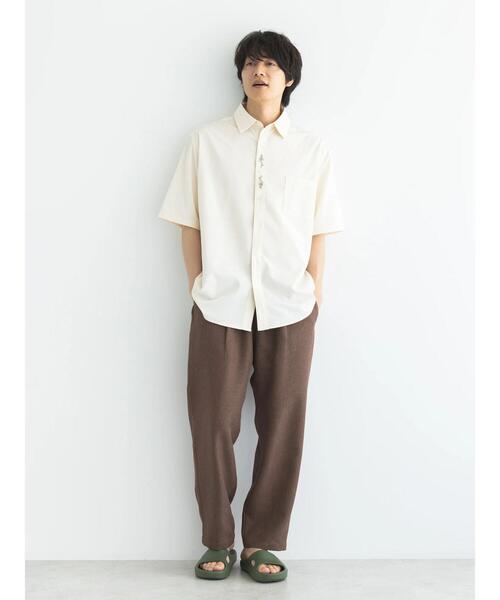 CRAFT STANDARD BOUTIQUE(クラフトスタンダードブティック)の「T/RチロリアンH/Sシャツ(シャツ/ブラウス・メンズ・グレイッシュベージュ/ブラック/アイボリー/チャコールグレー・M/L/XL)」の18枚目の写真