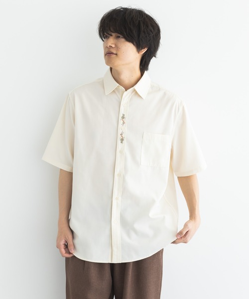 CRAFT STANDARD BOUTIQUE(クラフトスタンダードブティック)の「T/RチロリアンH/Sシャツ(シャツ/ブラウス・メンズ・グレイッシュベージュ/ブラック/アイボリー/チャコールグレー・M/L/XL)」の2枚目の写真