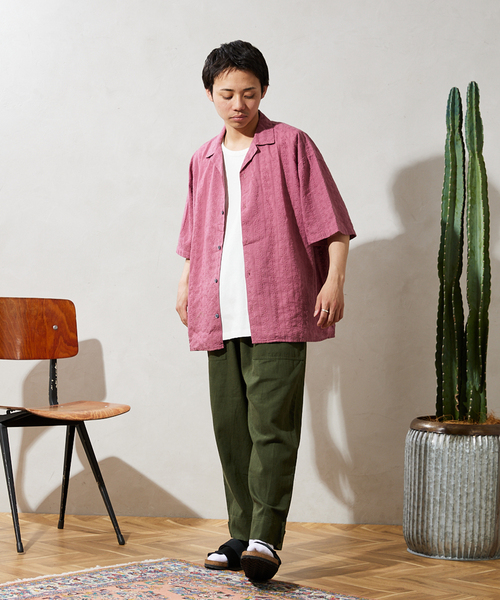 JOURNAL STANDARD relume（ジャーナルスタンダード　レリューム）の「CALIFORNIA エンブロイダリー  ガーメントダイシャツ（シャツ/ブラウス・メンズ・イエロー/ピンク/ブラック/サックスブルー・MEDIUM/LARGE）」の13枚目の写真