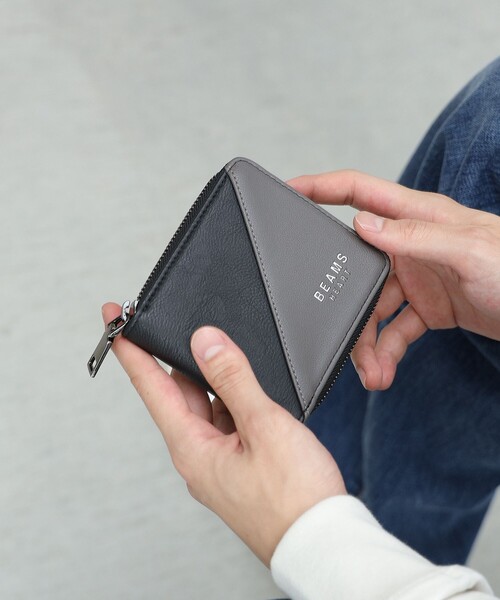 ユニセックス】切替 フェイクレザー ジップ ウォレット（財布）｜BEAMS