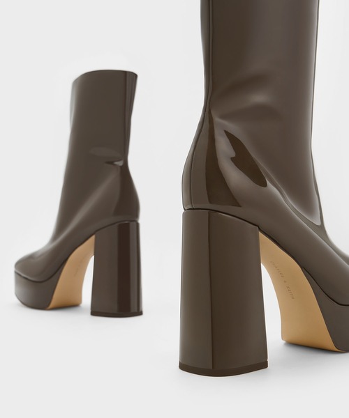 CHARLES & KEITH(チャールズ & キース)の「プラットフォーム サイドジップアンクルブーツ(ブーツ・レディース・ブラック/ブラック系その他6/ブラウン/ベージュ/マルーン・25.5cm/25cm/24.5cm/23.5cm/23cm/22.5cm)」の22枚目の写真