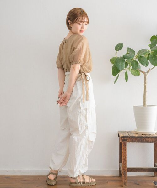 RETRO GIRL(レトロガール)の「2wayドロストショートSH(シャツ/ブラウス・レディース・グリーン/ブラウン/ブラック/ナチュラル・FREE)」の20枚目の写真