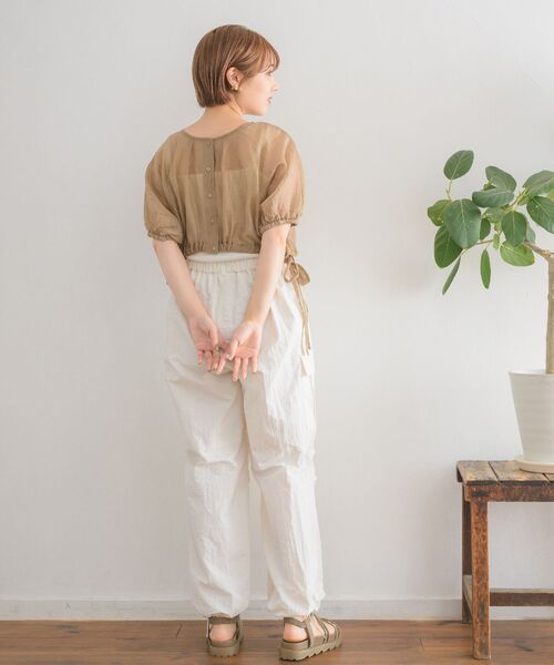 RETRO GIRL(レトロガール)の「2wayドロストショートSH(シャツ/ブラウス・レディース・グリーン/ブラウン/ブラック/ナチュラル・FREE)」の22枚目の写真