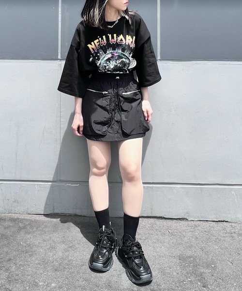 Figments（フィグメンツ）の「ZIPポケットナイロンミニスカート