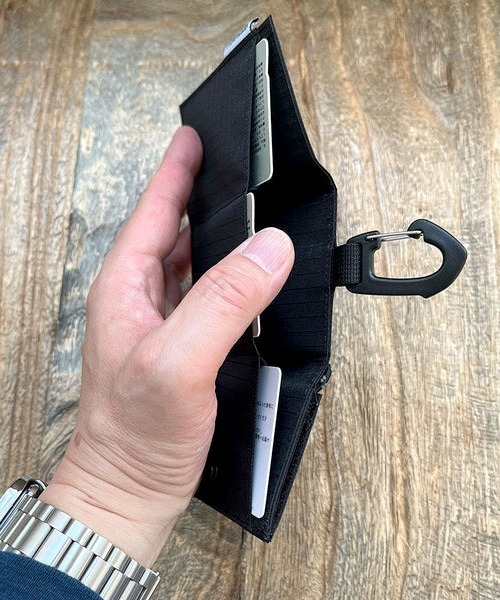 WEEKEND(ER)（ウィークエンダー）の「WEEKEND(ER) ウィークエンダー coruri HUNGWALLET “RIP”（ポーチ・メンズ・ブラック/グレー・FREE）」の14枚目の写真
