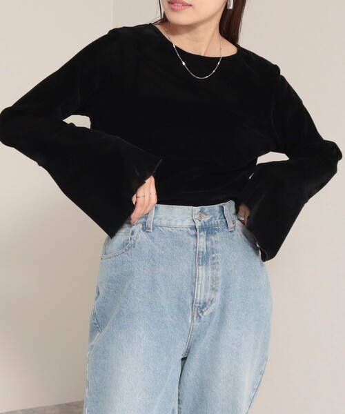 fredy emue（フレディエミュ）の「ベロア袖フレアープルオーバー（Tシャツ/カットソー・レディース・オフホワイト/グレー/ブラック・38）」の9枚目の写真