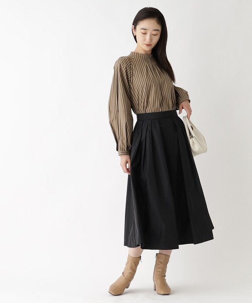 OPAQUE.CLIP（オペークドットクリップ）の「◆メモリータフタ タックフレアスカート【洗濯機洗い可】（スカート・レディース・ブラウン系その他/ピンク系/ブラック・38/42/36/40）」の6枚目の写真