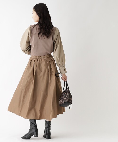 OPAQUE.CLIP（オペークドットクリップ）の「◆メモリータフタ タックフレアスカート【洗濯機洗い可】（スカート・レディース・ブラウン系その他/ピンク系/ブラック・38/42/36/40）」の14枚目の写真