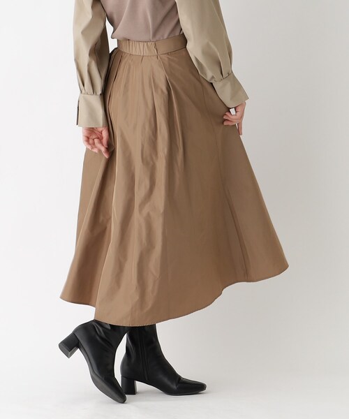 OPAQUE.CLIP（オペークドットクリップ）の「◆メモリータフタ タックフレアスカート【洗濯機洗い可】（スカート・レディース・ブラウン系その他/ピンク系/ブラック・38/42/36/40）」の17枚目の写真