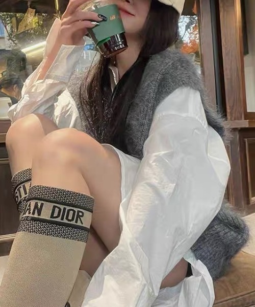 SEN TOKYO（セントーキョー）の「ルーズVネックセーターベスト（ベスト・レディース・ブラック/ホワイト/グレー・FREE）」の6枚目の写真