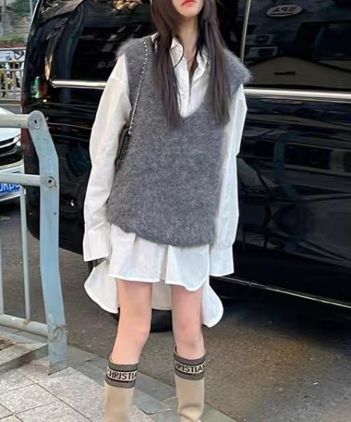 SEN TOKYO（セントーキョー）の「ルーズVネックセーターベスト（ベスト・レディース・ブラック/ホワイト/グレー・FREE）」の7枚目の写真