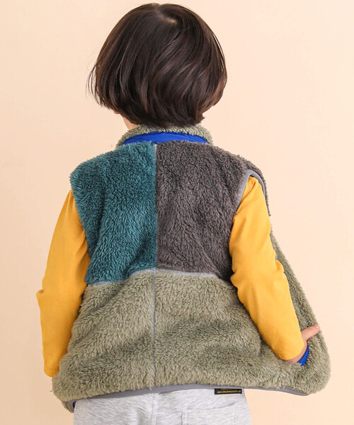 Noeil aime BeBe（ノイユエイムベベ）の「ボア配色切り替えベスト(90~130cm)（ベスト・キッズ・ベージュ系その他/グリーン系その他・110cm/90cm/100cm/120cm/130cm）」の7枚目の写真