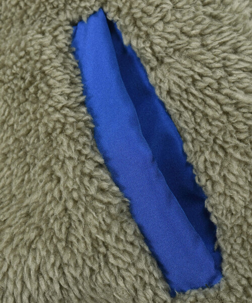 Noeil aime BeBe（ノイユエイムベベ）の「ボア配色切り替えベスト(90~130cm)（ベスト・キッズ・ベージュ系その他/グリーン系その他・110cm/90cm/100cm/120cm/130cm）」の14枚目の写真