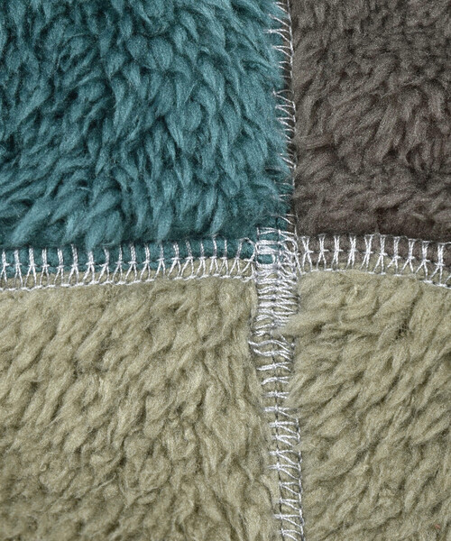 Noeil aime BeBe（ノイユエイムベベ）の「ボア配色切り替えベスト(90~130cm)（ベスト・キッズ・ベージュ系その他/グリーン系その他・110cm/90cm/100cm/120cm/130cm）」の15枚目の写真