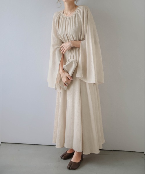 AMELY（エミリー）の「フレアスリーブワンピース（ワンピース・レディース・ベージュ系その他/ブラック/ブラウン・L/M）」の14枚目の写真