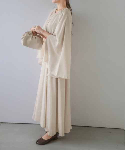 AMELY（エミリー）の「フレアスリーブワンピース（ワンピース・レディース・ベージュ系その他/ブラック/ブラウン・L/M）」の15枚目の写真