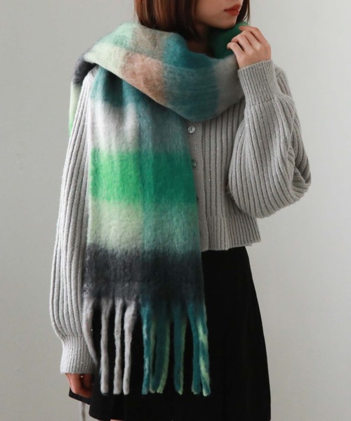 archives(アルシーヴ)の「チェックストール(ストール/ショール・レディース・オレンジ/ベージュ/グレー/グリーン・FREE)」の4枚目の写真