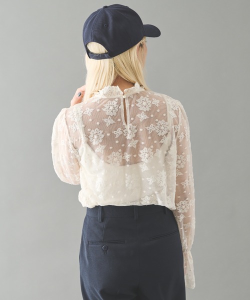 MERLOT(メルロー)の「レースハイネックブラウス(シャツ/ブラウス・レディース・ナチュラル/ホワイト・FREE)」の8枚目の写真