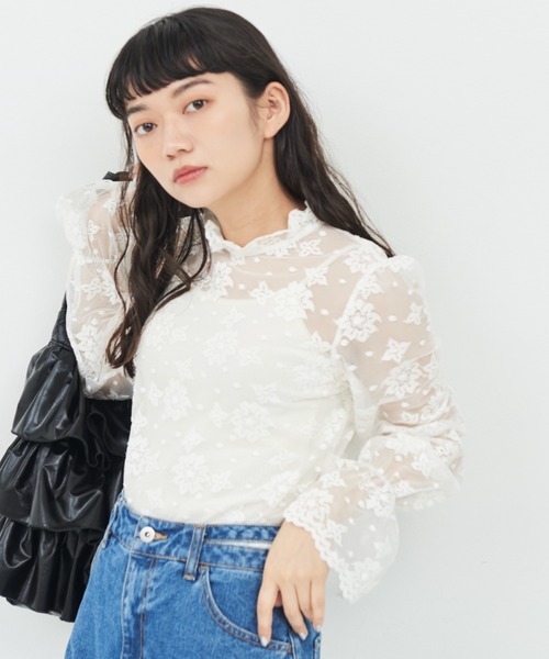 MERLOT(メルロー)の「レースハイネックブラウス(シャツ/ブラウス・レディース・ナチュラル/ホワイト・FREE)」の17枚目の写真