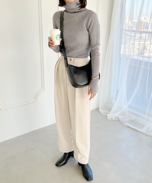 【MATT&NAT】ビーガン素材〇TWILL☆2wayハーフムーン型バッグ MATT&NAT】ビーガン素材〇TWILL☆2wayハーフムーン型バッグ