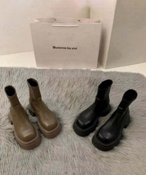 AMELY（エミリー）の「厚底ショートブーツ（ブーツ・レディース・ブラック/ブラウン/ダークブラウン・38/35/39/40/36/37）」の6枚目の写真