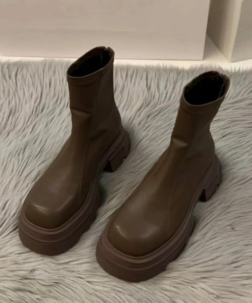 AMELY（エミリー）の「厚底ショートブーツ（ブーツ・レディース・ブラック/ブラウン/ダークブラウン・38/35/39/40/36/37）」の18枚目の写真