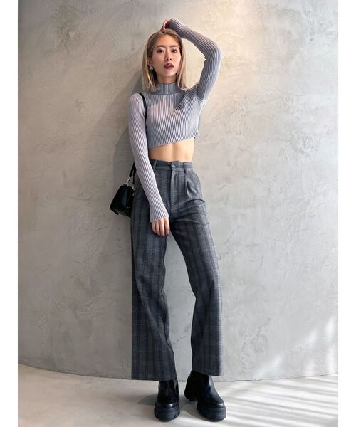 EMODA（エモダ）の「【Ames Worldwide】エンブロイダリークロップニット（ニット/セーター・レディース・グレー/ピンク/ネイビー・FREE）」の18枚目の写真