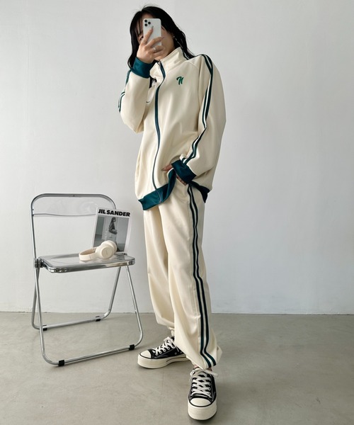 CLEA(クレア)の「【2点SET】トラックジャケットセットアップ(セットアップ・レディース・アイボリー・FREE)」の8枚目の写真