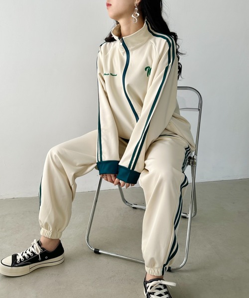 CLEA(クレア)の「【2点SET】トラックジャケットセットアップ(セットアップ・レディース・アイボリー・FREE)」の14枚目の写真