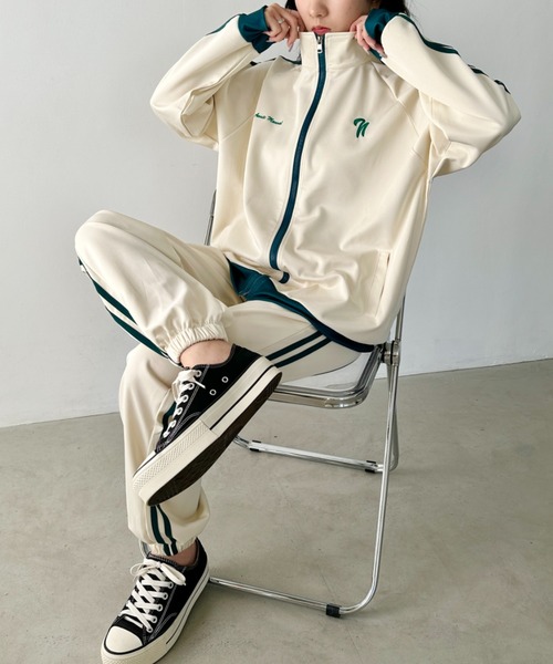CLEA(クレア)の「【2点SET】トラックジャケットセットアップ(セットアップ・レディース・アイボリー・FREE)」の13枚目の写真