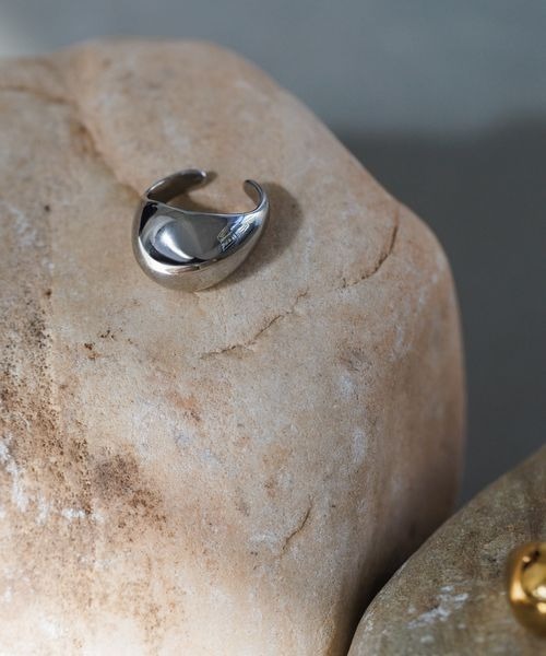 JEANASIS（ジーナシス）の「【ステンレス】ボリュームリング/991872（リング・レディース・ゴールド/シルバー・LARGE/MEDIUM）」の8枚目の写真