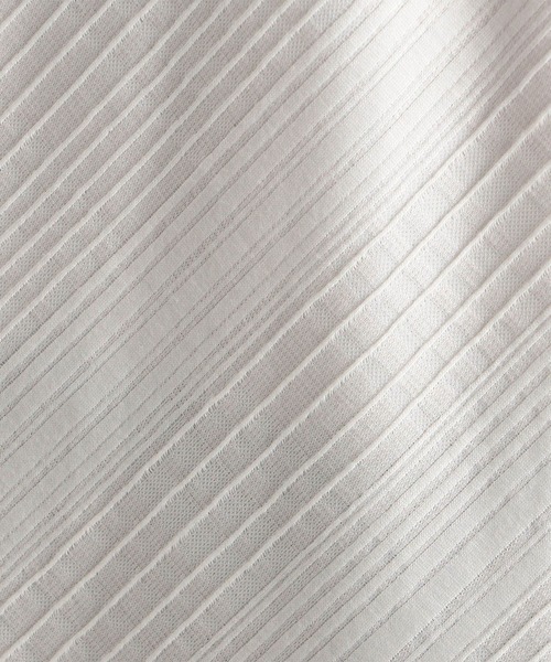 HIDEAWAYS NICOLE（ハイダウェイニコル）の「ブリスターチェックジャガードＶネック半袖Ｔシャツ（Tシャツ/カットソー・メンズ・ホワイト×ブルー/ホワイト×ブラック/ブラック×ホワイト/ホワイト×ピンク/ホワイト×ライトグレー・MEDIUM/LARGE/X-LARGE）」の12枚目の写真