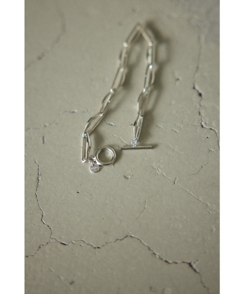 BLACK BY MOUSSY（ブラックバイマウジー）の「chain bracelet(チェーンブレスレット)（ブレスレット・レディース・シルバー・FREE）」の4枚目の写真