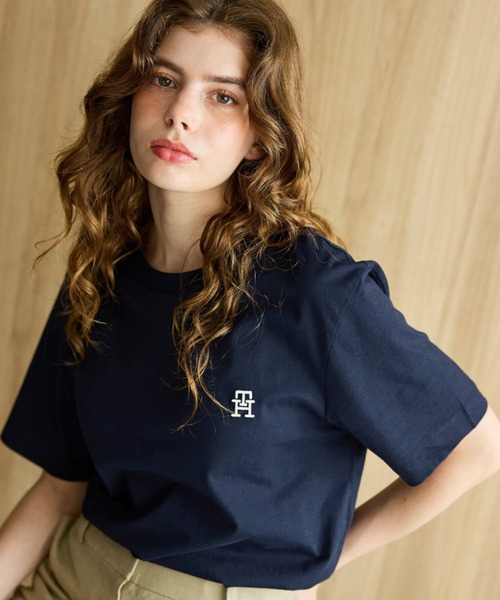 TOMMY HILFIGER(トミーヒルフィガー)の「モノグラムエンブロイドTシャツ(Tシャツ/カットソー・メンズ・ホワイト/ブラック/ネイビー/ブルー/グリーン・X-LARGE/SMALL/MEDIUM/LARGE)」の5枚目の写真