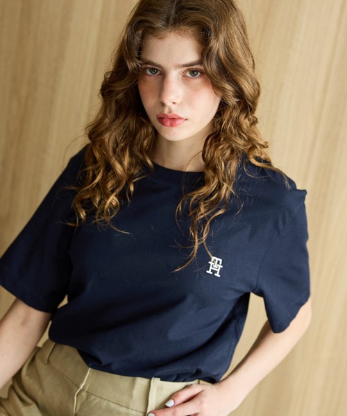 TOMMY HILFIGER(トミーヒルフィガー)の「モノグラムエンブロイドTシャツ(Tシャツ/カットソー・メンズ・ホワイト/ブラック/ネイビー/ブルー/グリーン・X-LARGE/SMALL/MEDIUM/LARGE)」の15枚目の写真