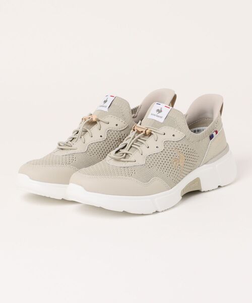 le coq sportif(ルコックスポルティフ)の「【3E】撥水ニットスニーカー(LCS ロワール)(スニーカー・レディース・ブラック/ホワイト/ベージュ/杢グレー/ベージュ系その他/シルバー系その他4・23.5cm/23cm/24.5cm/24cm/22.5cm/25cm)」の1枚目の写真