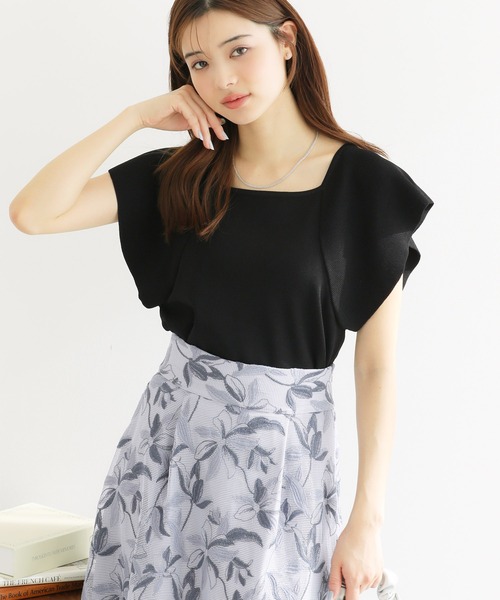 ROPE' PICNIC(ロペピクニック)の「袖フレアニットトップス/UVカット・洗濯機OK・冷感(ニット/セーター・レディース・ブラック/オフホワイト/ブラウン・38)」の6枚目の写真