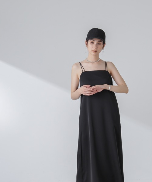 NANO universe(ナノユニバース)の「サテンキャミワンピース(ワンピース・レディース・ブラック/カーキ/ベージュ・S/M)」の19枚目の写真