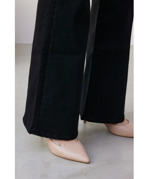 AZUL by moussy（アズールバイマウジー）の「AZUL DENIMフレアデニム（デニムパンツ・レディース・ブラック/ブルー/ライトブラック/ワンウォッシュ・X-SMALL/SMALL/MEDIUM/LARGE）」の15枚目の写真