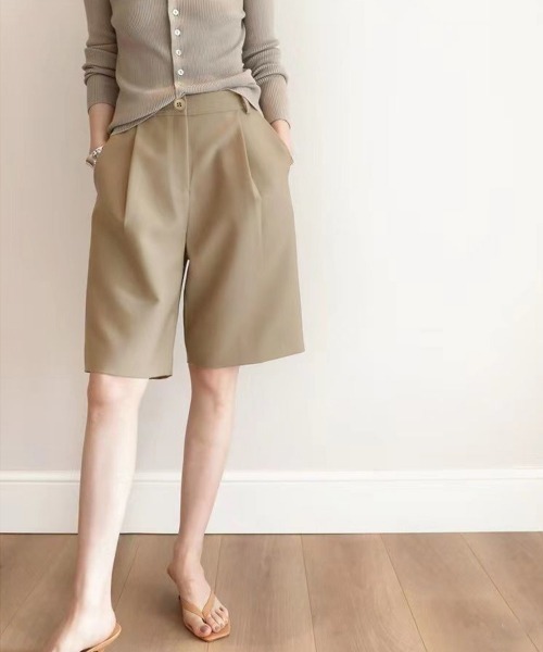 Miniministore(ミニミニストア)の「【春夏向け/さらっと履ける/ドライタッチ】タックショートパンツ ハイウエスト 美脚ショートパンツ ショーパン 短パン ハーフパンツ クロップド(その他パンツ・レディース・ブラック/ベージュ/ブラウン/アイボリー・M/XL/L)」の14枚目の写真