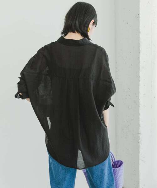 ITEMS URBANRESEARCH（アイテムズ アーバンリサーチ）の「『2WAY仕様』シアーポケットスキッパーシャツ（シャツ/ブラウス・レディース・ブラック/ライトブルー/ホワイト系その他・FREE）」の6枚目の写真