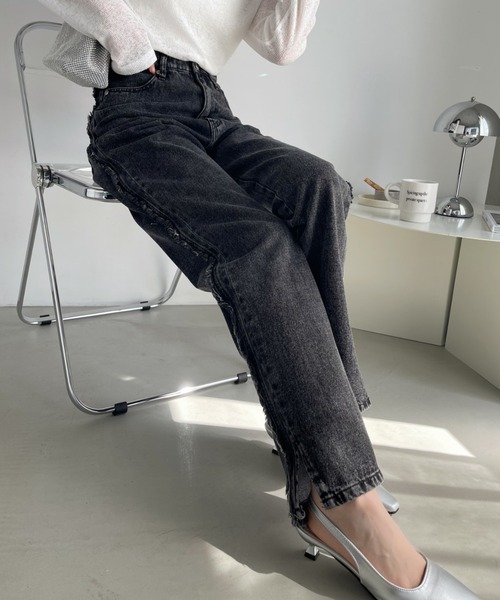 Ada.(エイダ)の「サイド フリンジデザイン デニムパンツ(デニムパンツ・レディース・ブラック/ライトブルー/アイボリー・FREE)」の16枚目の写真