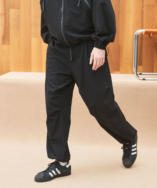 【ウルマ×BAYFLOW】撥水ナイロンストレッチ　セットアップ BAYFLOW（ベイフロー）の「【ウルマ×BAYFLOW】撥水ナイロンストレッチ