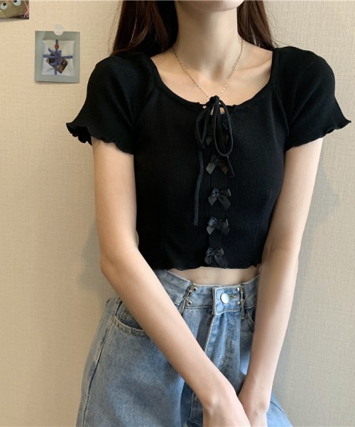 Jayro(ジャイロ)の「前リボンクロップド丈サマーニットプルオーバー(Tシャツ/カットソー・レディース・ブラック/ブルー/ラベンダー/ホワイト・FREE)」の9枚目の写真