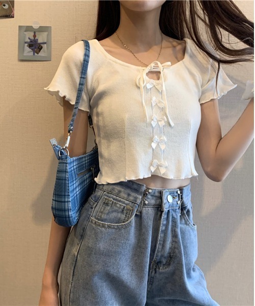 Jayro(ジャイロ)の「前リボンクロップド丈サマーニットプルオーバー(Tシャツ/カットソー・レディース・ブラック/ブルー/ラベンダー/ホワイト・FREE)」の15枚目の写真