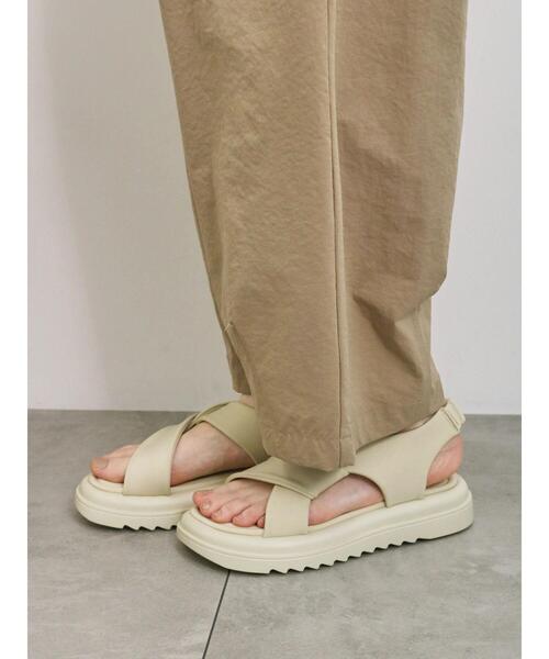 Samansa Mos2 blue（サマンサモスモスブルー）の「厚底ネオプレーンサンダル（ドレスシューズ・レディース・ライトベージュ/カーキ/ブラック・M/L）」の11枚目の写真