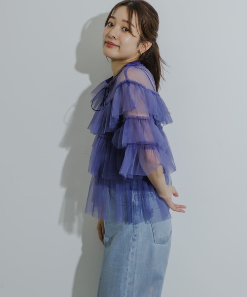 HEYUMM(ヘユム)の「チュールティアードブラウス(シャツ/ブラウス・レディース・ブルー/ブラック/アイボリー・ONE)」の16枚目の写真