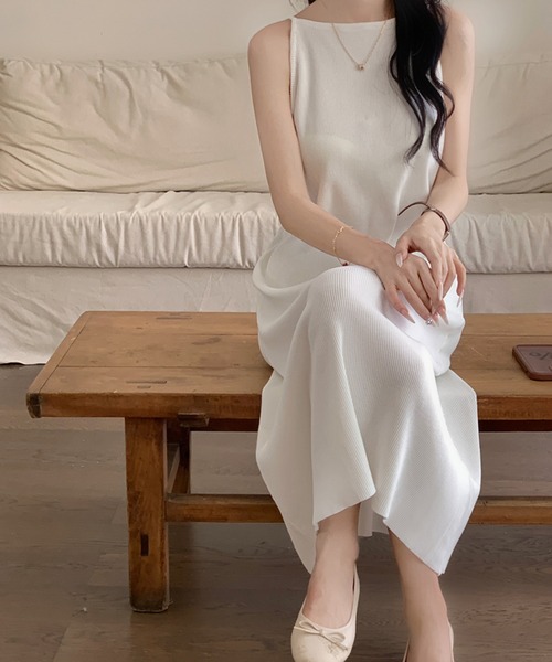 MILAE(ミレ)の「リブ編みサマーニットキャミロングワンピース(ワンピース・レディース・ホワイト×ブラック/ブラック/ホワイト・FREE)」の8枚目の写真